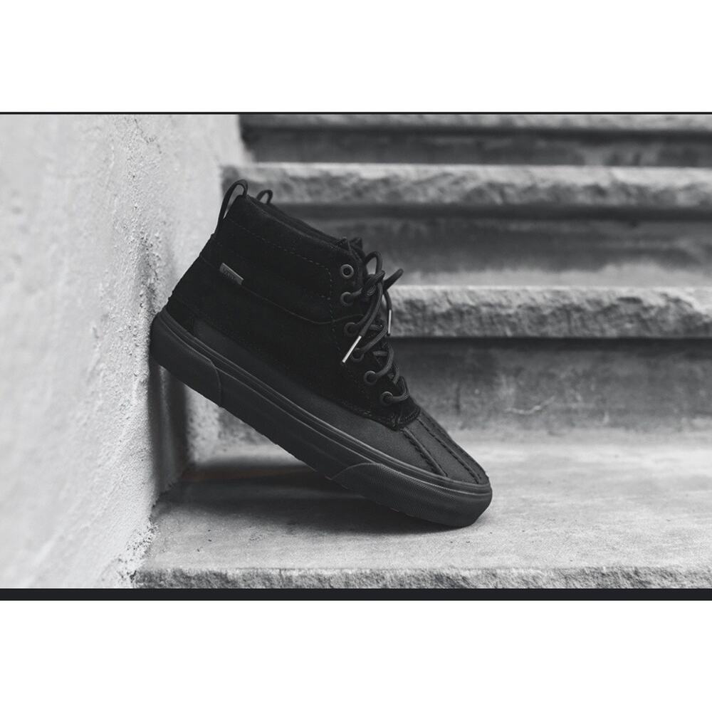 Vans Women Sk8-Hi Del Pato MTE Sneakers Duck Boot Black Suede Leather size 10
